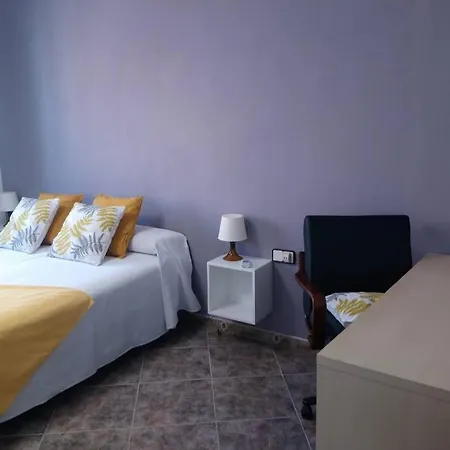 Casa Joana Canyelles (Catalonia)